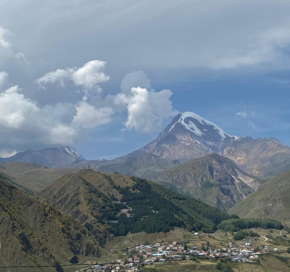 Hotel Iveria Kazbegi Luaran gambar