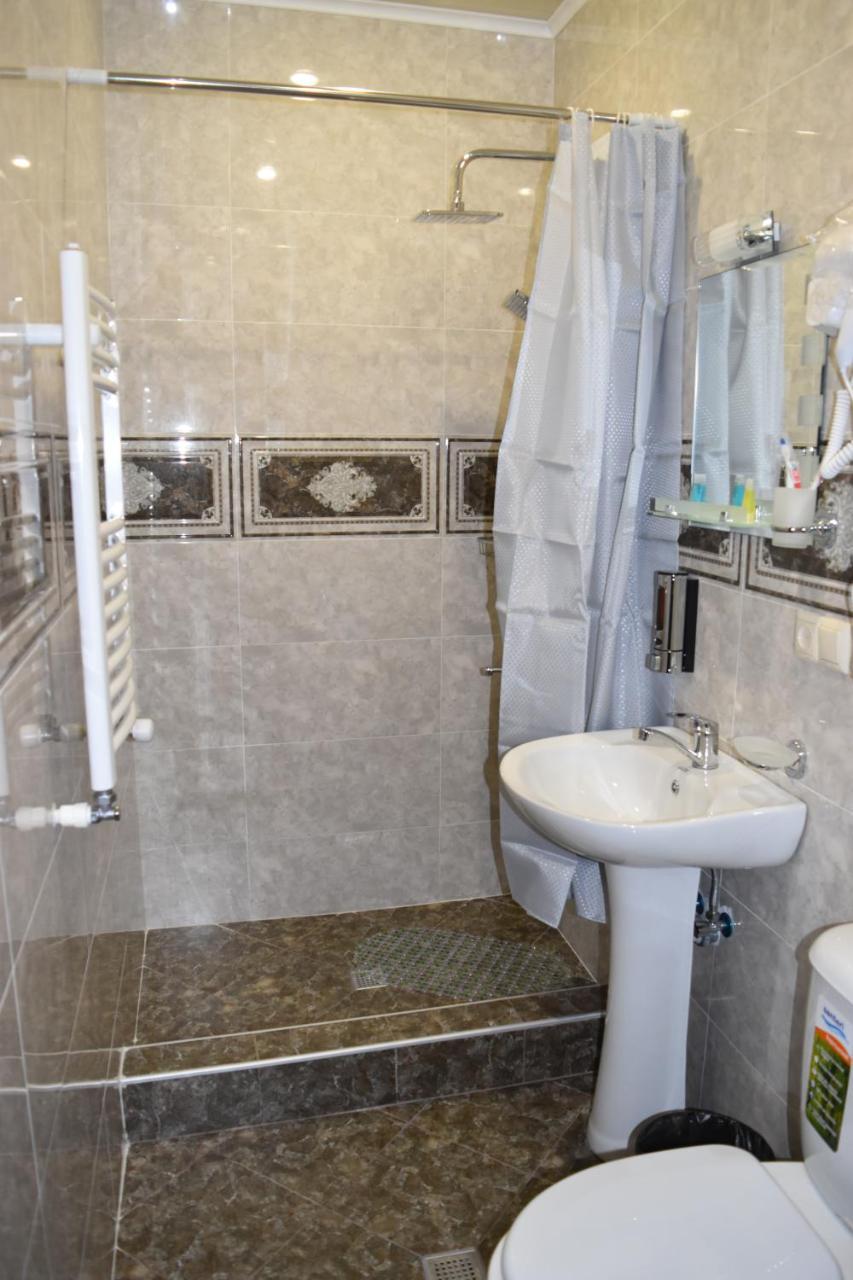 Hotel Iveria Kazbegi Luaran gambar