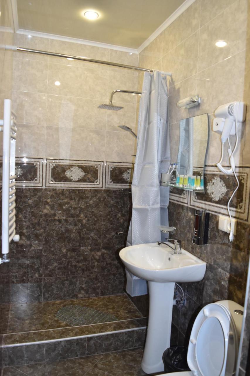 Hotel Iveria Kazbegi Luaran gambar