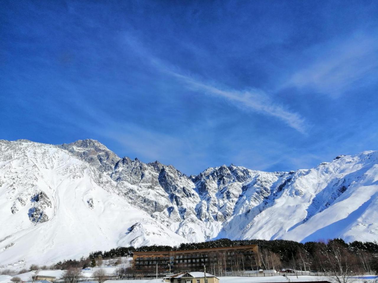 Hotel Iveria Kazbegi Luaran gambar